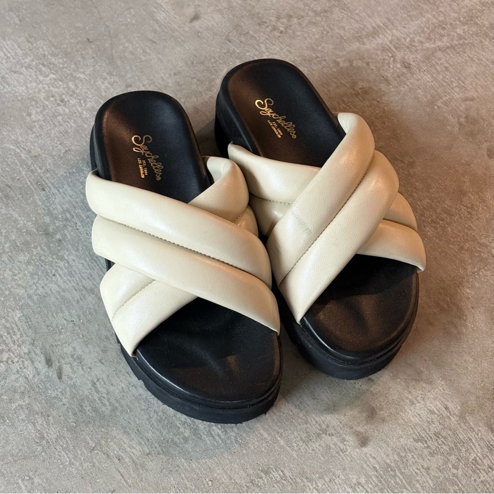 Seychelles Driving Force Padded Cream Cross-Band Platform Slides